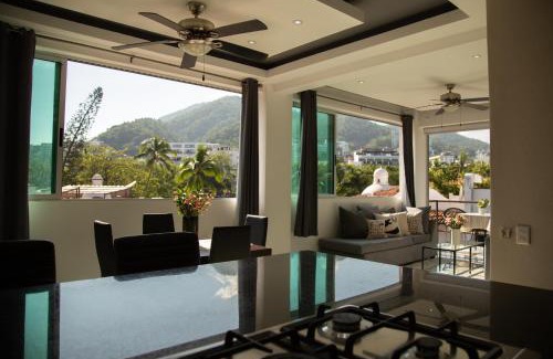 Downtown Puerto Vallarta Apartment | Departamentos La Libertad