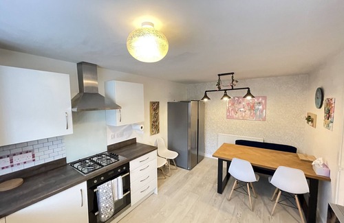 Little Eaton House | DERBY DEN, family friendly, character holiday cottage in Derby