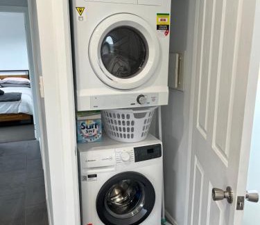 Derby House | Derby Digs Cabin