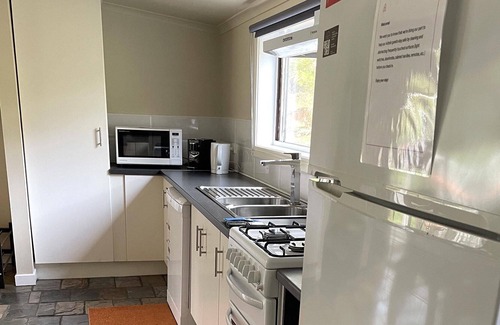 Derby Cottage | Derby Phoenix-great base for mountain biking, floating sauna or touring