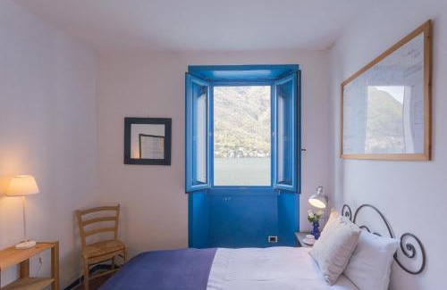 Careno Apartment | Deriva Apartment on Careno's Beach by Rent All Como