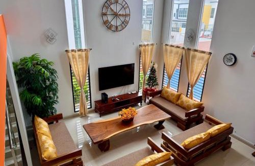 Desaru Villa | DesaruTropInnCorner BBQHut LuxPool Hoops&KTVPartyON