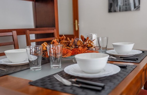 Poligono Sur Apartment | Descanso-elegancia en Sevilla Parking Gratuito