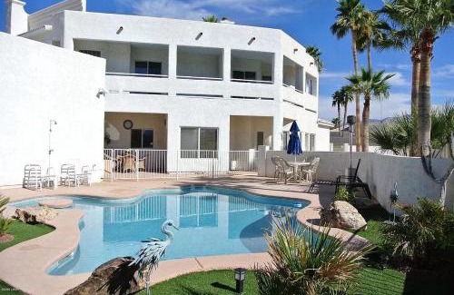 Residential Estates House | Desert Glam on the Golf Course