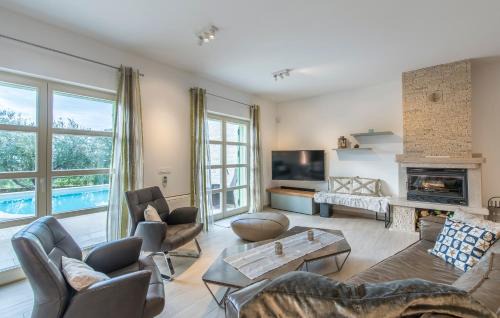 Kukci Villa | Design and Luxury Villa with Pool