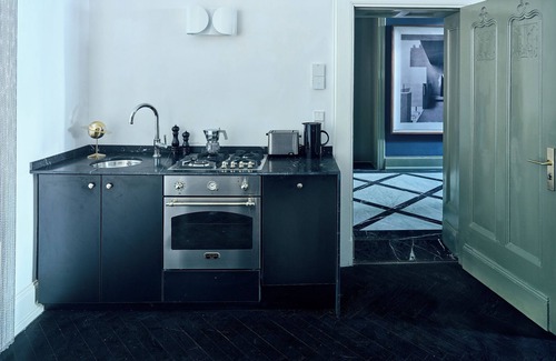 Altstadt-Nord Apartment | Design Apartments am Römerturm