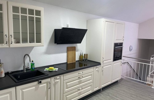 Hildburghausen Apartment | Design-ferienwohnung Altstadtperle Mitten im Zentrum von Hildburghausen