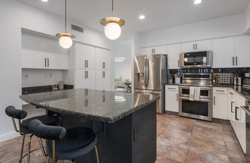 Paradise Valley Village House | Designer Contemporary | 5 Bedrooms | Heated Pool!