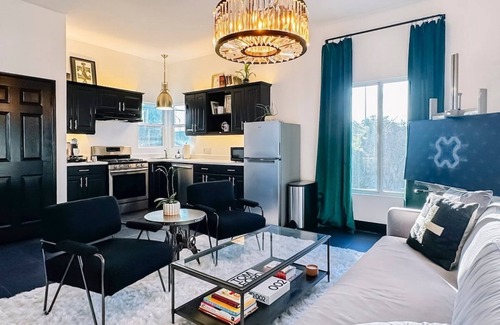 Mar Vista House | Designer loft in luxury home near beach. Sleeps 4