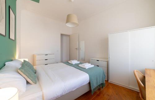 Pena Apartment | Desterro 4 - Historical four-bedroom apartment