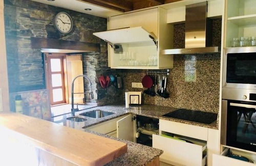 Valdovino House | Detached house in Pazo Gallego near the beach