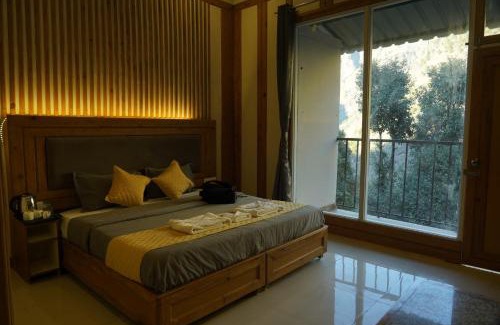Gobind Dham Hotel | Deva's Retreat