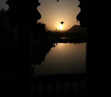 Lake Swaroop Sagar House | Devi Villa