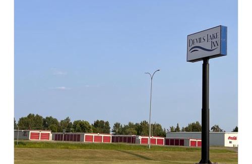Devils Lake Hotel | Devils Lake Inn By OYO Near Devils Lake Regional Airport