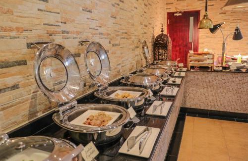 Jebel Dhanna Hotel | Dhafra Beach Hotel