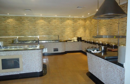 Jebel Dhanna Hotel | Dhafra Beach Hotel