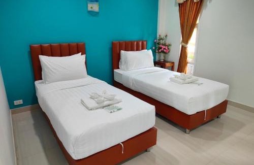 Samut Songkhram Hotel | Dhammachart RiverView