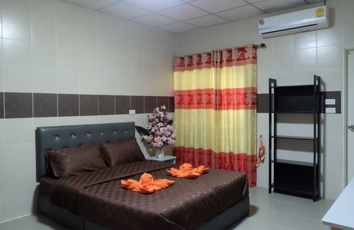 Nong Hong Hotel | Dhanakarn D4