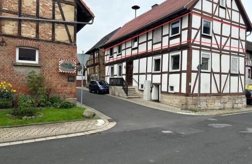 Felsberg Apartment | Diah's Apartment in BEUERN - für Monteure