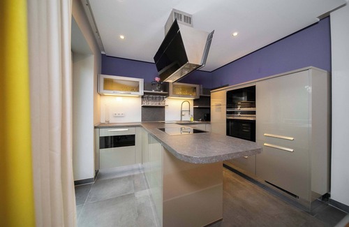 Pomona Apartment | Diamond Apartment | 105 SQM | Luxury | Balcony