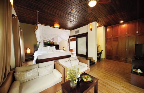 Nha Trang Hotel | Diamond Bay Resort and Spa