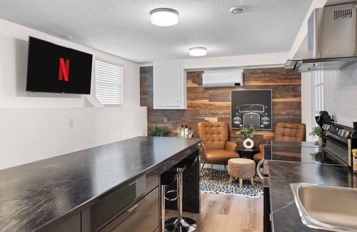 Dieppe Apartment | Dieppe Charm Suites, 2 BDRM, Walk to Local Market