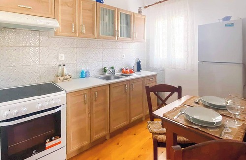 Patitiri Apartment | Dinas Apartment - Alonnisos Summer Haven