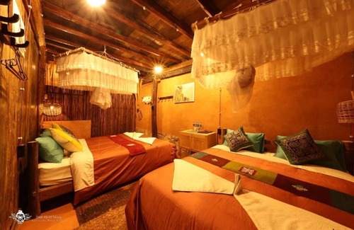 Dong Van Hotel | Dinh Đá H'Mông - Karsterly Rock Lodge