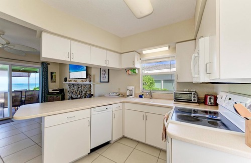 Nokomis Cottage | Direct Beachfront Cottage-Casey Key/Nokomis Beach-2 bedrooms