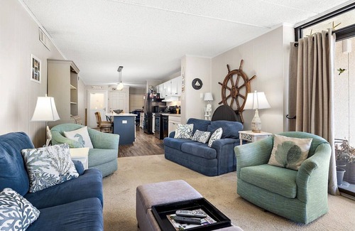 Little Salisbury Condo | Direct Ocean Views From this 2 Bedroom Sea Terrace Condo with Outdoor Pool!