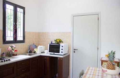 Macchia House | Discount!For July 2019. Single house with large courtyard and splendid garden