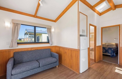 Whyalla Cabin | Discovery Parks - Whyalla