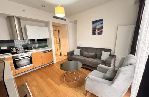 Bagcilar Apartment | Divan Residence - Güneşli Near Ataköy Metro Station