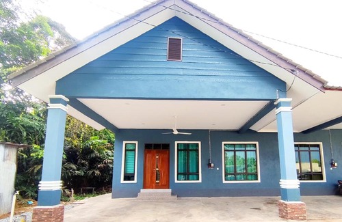 Kampung Padang Midin House | DLuna Homestay Terengganu