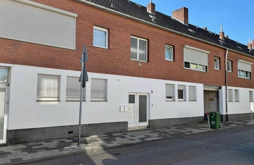 Birkesdorf Apartment | Dn05 - Schöne 2 Zimmer Erdgeschoss-ferienwohnung in Düren, 57qm, 2 Schlafzimmer, Max. 5 Personen