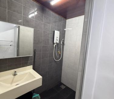 Kampung Koh House | DND Homestay Sitiawan