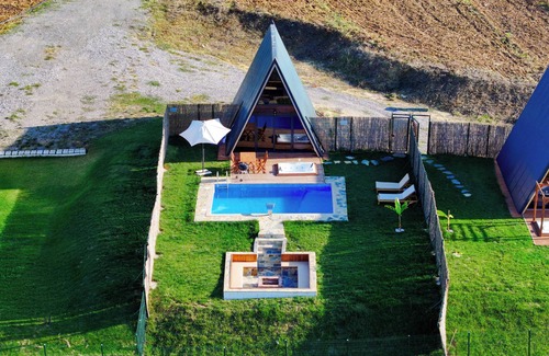 Kandira Ski Chalet | DOĞA AKMEŞE BUNGALOV