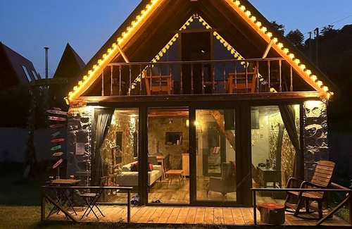 Pazar House | doğanın içinde geniş bahçesıyle jakuzı ve salıncak keyıfıyle huzurlu mustakil ye