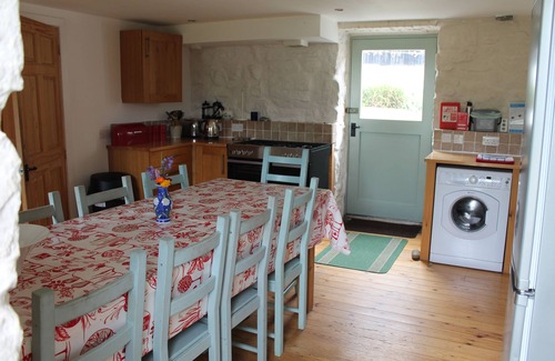 St Brides Cottage | dog friendly 3 bedroom cosy farm cottage