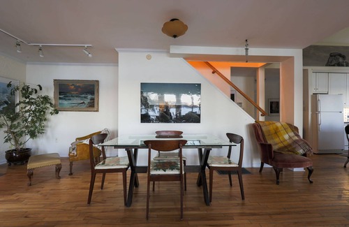 Mount Uniacke House | Dog Friendly 3 bedroom Lake House. Fenced Yard