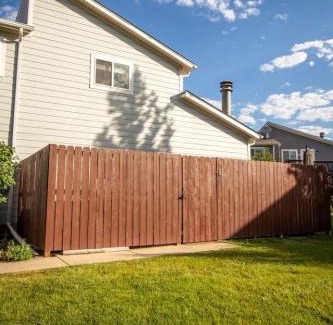 Glenwood Grove - North Iris House | Dog Friendly Oasis Private Hot Tub with Sauna