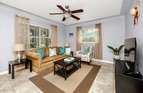 South Pinellas Community Council House | Dog-Friendly Vacation Home. 5 Min to the Beach!