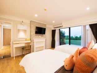 Mae Fa Luang Resort | DoiTung Lodge