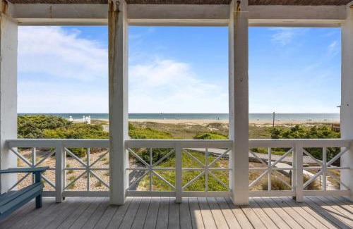 Sea Dreams House | Dolphin Dreams home