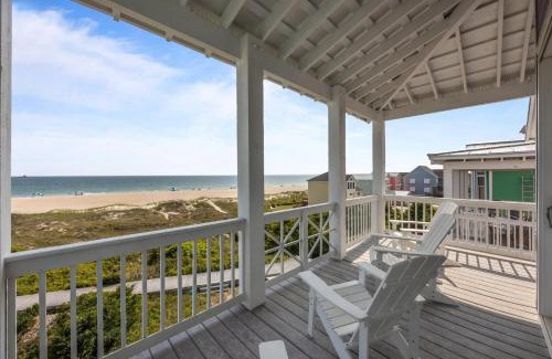 Sea Dreams House | Dolphin Dreams home