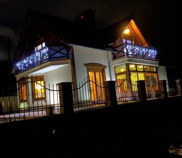 Szlachtowa Ski Chalet | Dom Na Stoku - Hillside Cottage Eliza