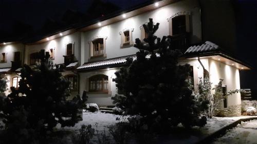 Baltow House | Dom przy stoku 2