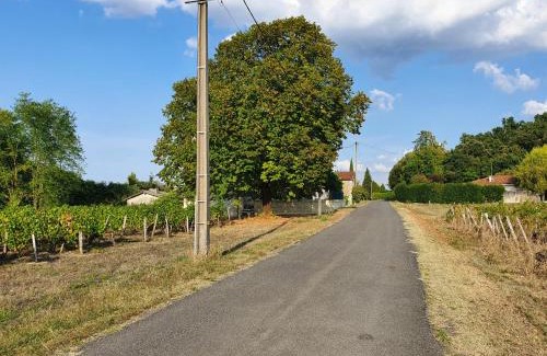 Saint-Germain-de-la-Riviere House | Domaine de La Garde