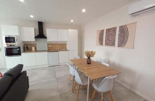 Fontaines-d'Ozillac Apartment | Domaine de Zely