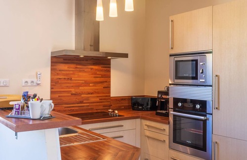 Ajat House | Domaine Des Ormeaux